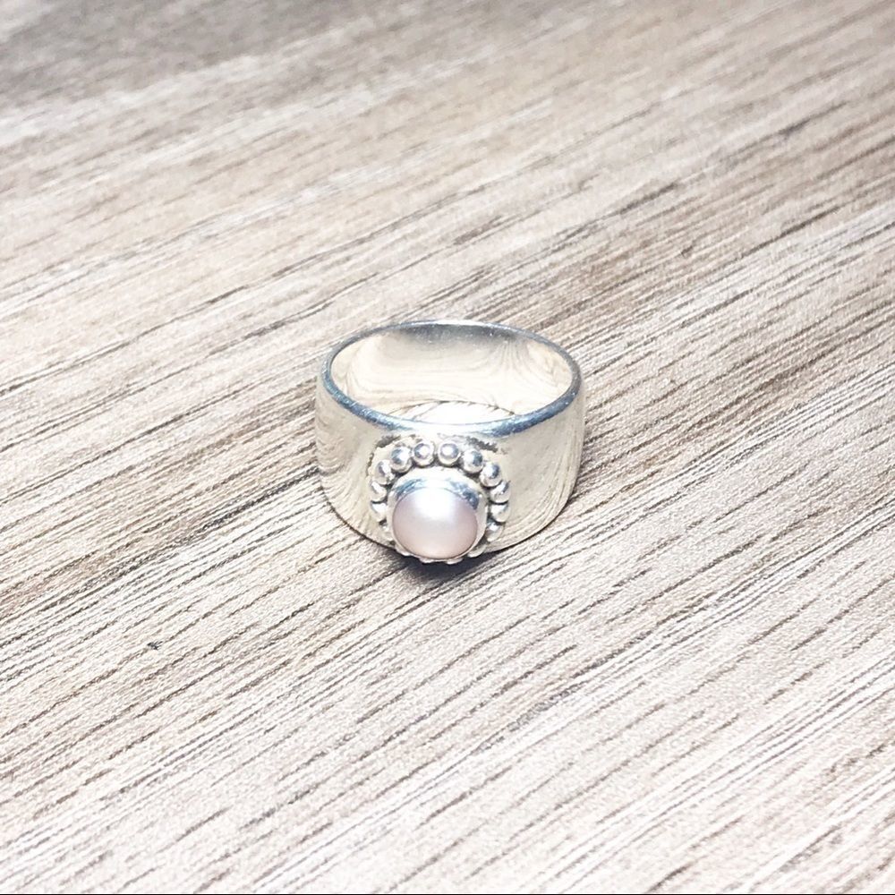 Sundance Sterling Silver South Sea Pearl.